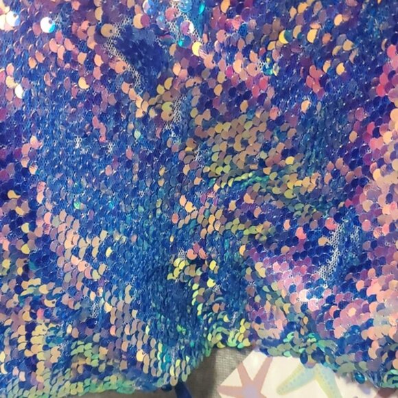 Iradescent Sequin Haltet Top Size L - Picture 2 of 9